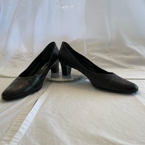 Bruno Magli Vero Cucio Crocodile Embossed Leather Pumps